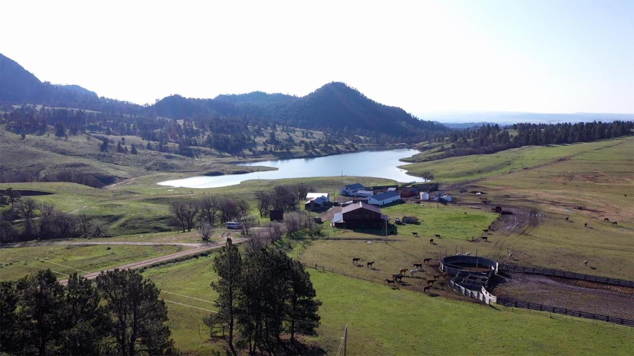 Lake Guest Ranch Villa Devils Tower Dış mekan fotoğraf